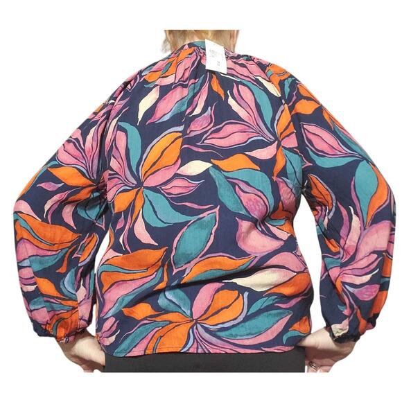 NEW Evereve Size XL Greer Multi Color Blouse Pink Floral Tropical Spring Summer - Picture 3 of 7